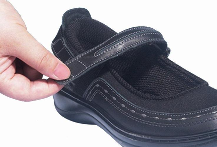 Orthopedic edma lymphedema orthotic shoes comfortable Canada orthofeet